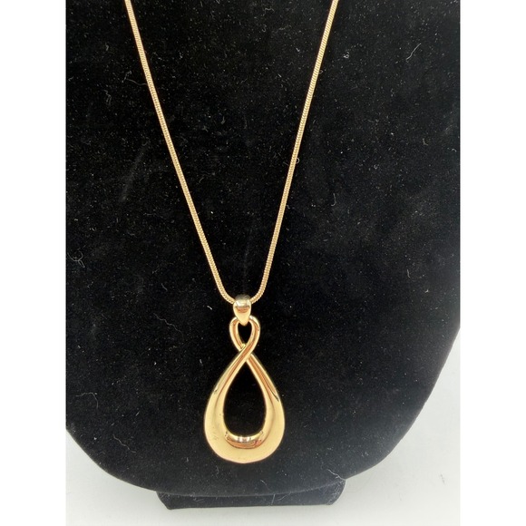 Jewelry - Gold Tone Open Teardrop Infinity Pendant Snake Chain Necklace